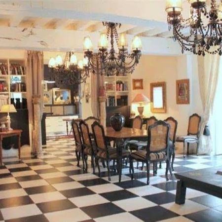 Villa Le Logis Cholet 49300 Lieu Exceptionnel En Famille Ou Amis Mazieres-en-Mauges Exterior foto